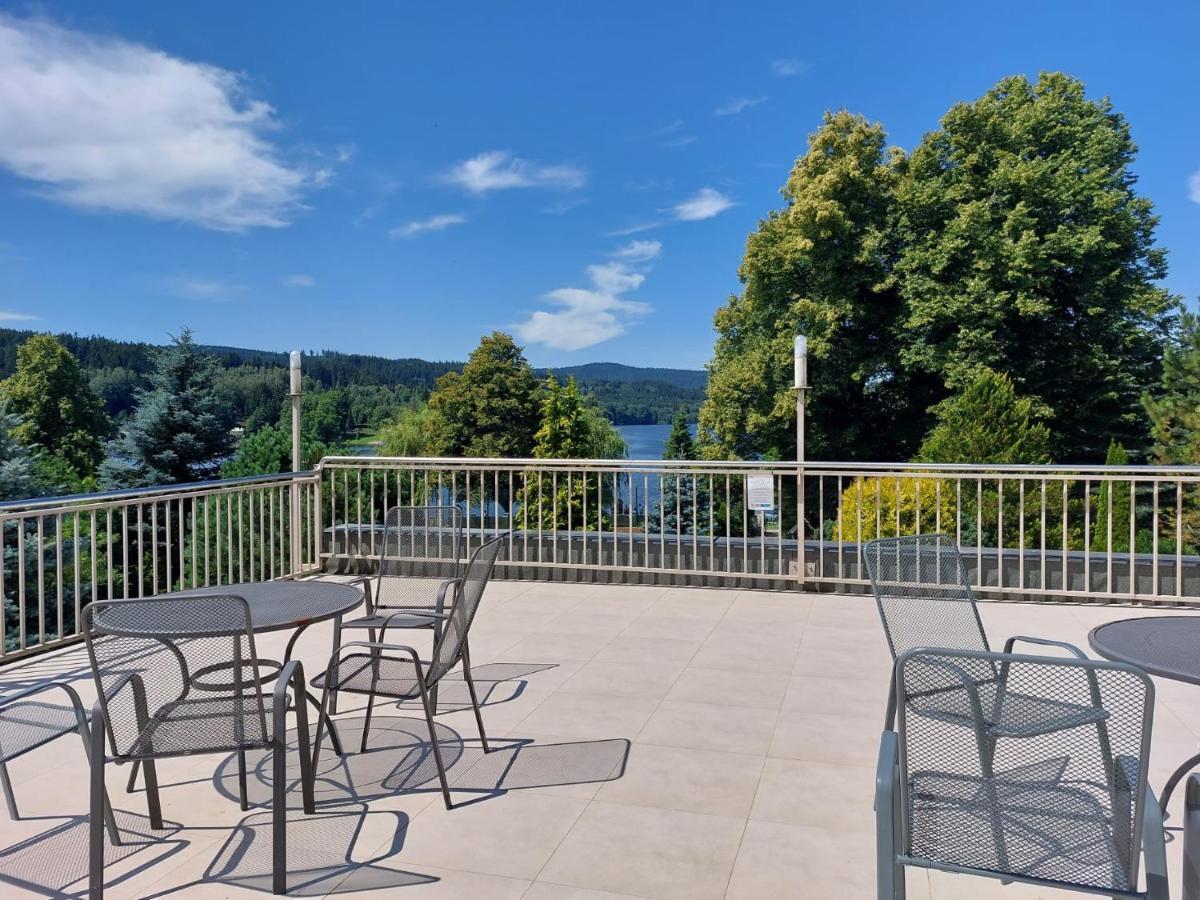 Hotel Vltava Фримбурк Экстерьер фото